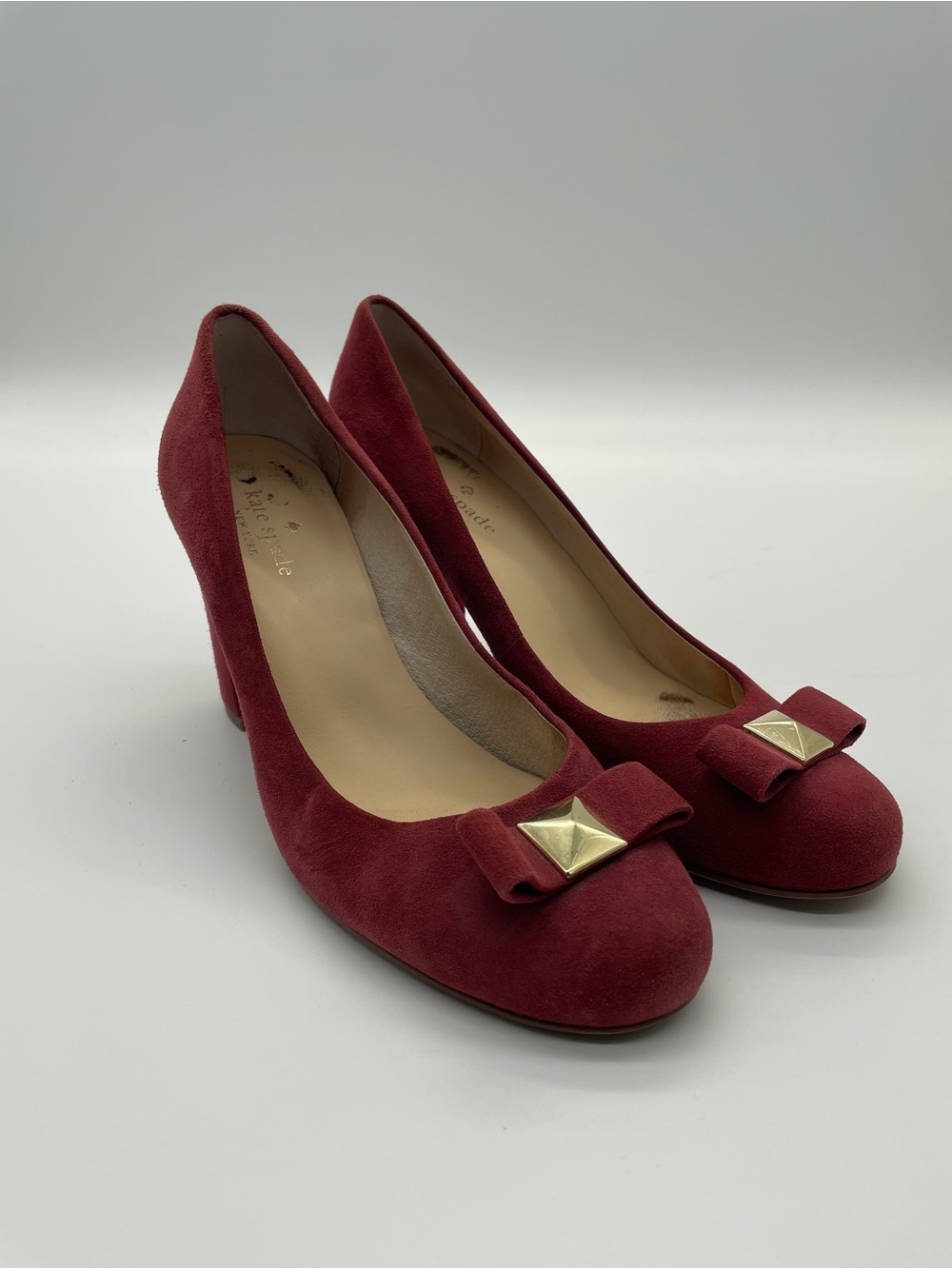 Kate Spade Brick Red Suede Bow Block Heel Pumps Gold Accent Size 8M